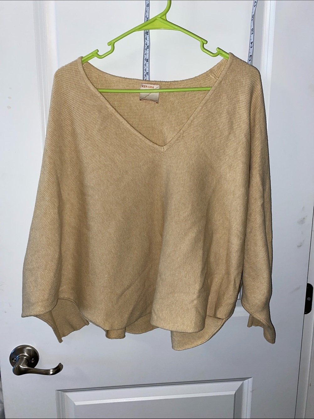 Kerisma Ribbed V-Neck Dolman Sweater Beige Tan Size M/L